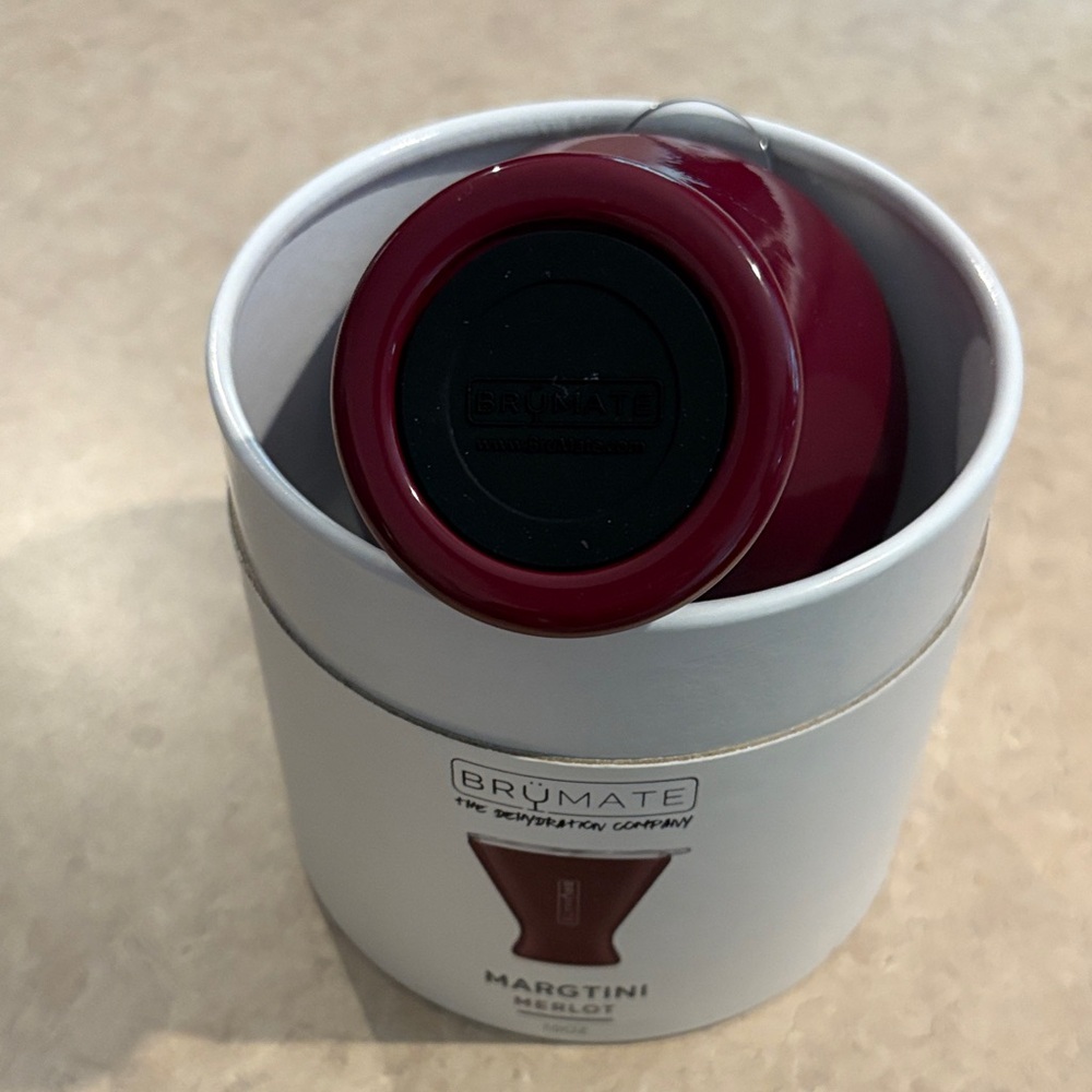 BrüMate Margtini Merlot 10oz Drinkware - Picture 5 of 5